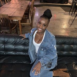 Meet your Posher, Diyana